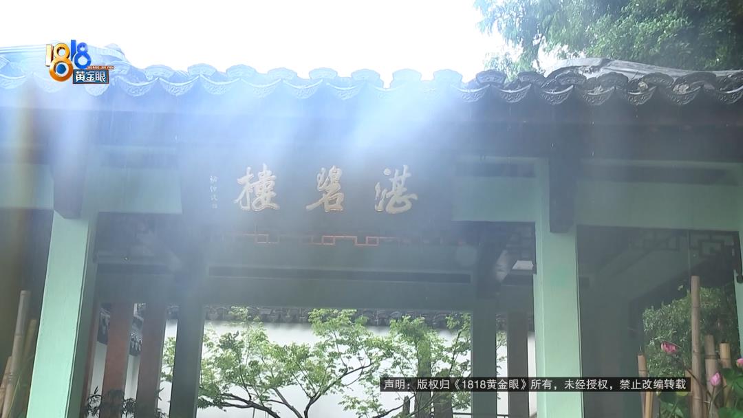 DƬ